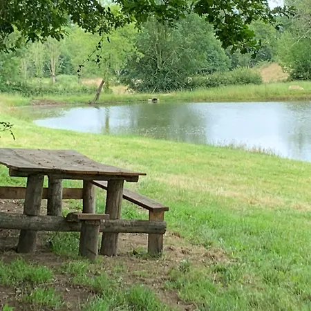 à La Ferme - Activités à La Ferme - Vue Sur Les Animaux Saint-Pardoux (Deux-Sevres)